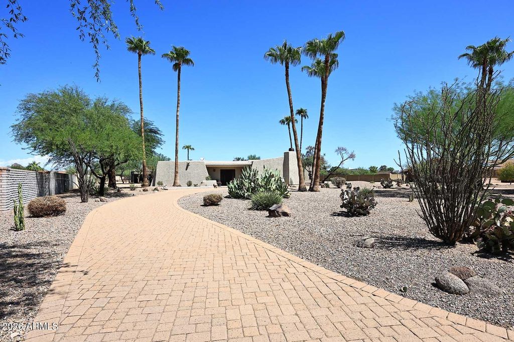 5018 W CREEDANCE Boulevard, Glendale, AZ 85310 — photo 2