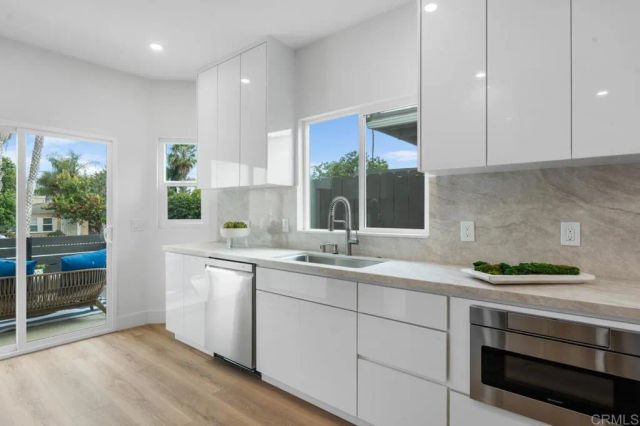 972 Sapphire Street, San Diego, CA 92109