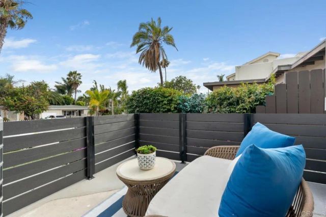 972 Sapphire Street, San Diego, CA 92109