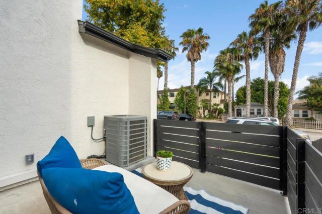 972 Sapphire Street, San Diego, CA 92109
