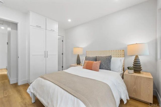 972 Sapphire Street, San Diego, CA 92109