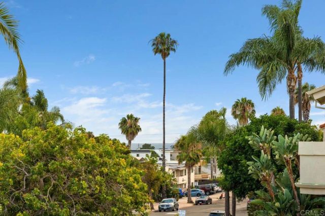 972 Sapphire Street, San Diego, CA 92109