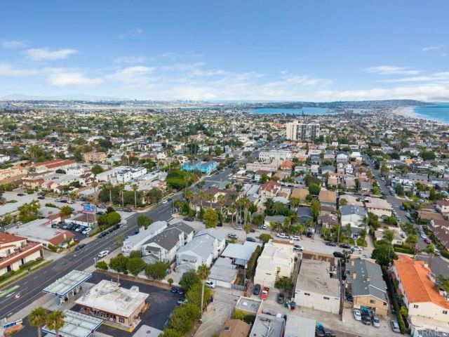 972 Sapphire Street, San Diego, CA 92109