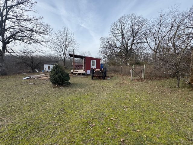 4058 County Road 5360, Willow Springs, MO 65793