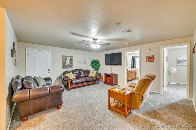 1694 Boat Ramp Road, Kingston, OK 73439