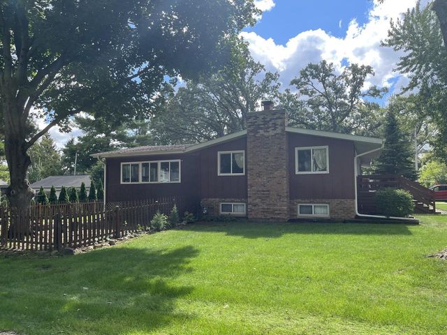2904 Shady LANE, Twin Lakes, WI 53181