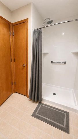 3171 MOCKINGBIRD WAY, Oshkosh, WI 54904