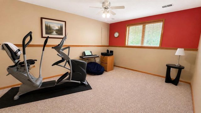 3171 MOCKINGBIRD WAY, Oshkosh, WI 54904