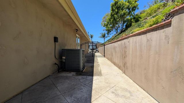 3167 Carnegie Place, San Diego, CA 92122