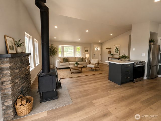 939 James Way, Camano Island, WA 98282