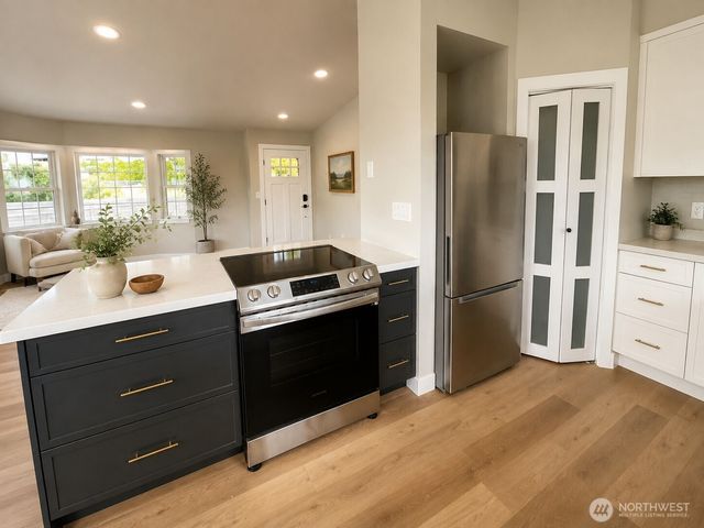 939 James Way, Camano Island, WA 98282