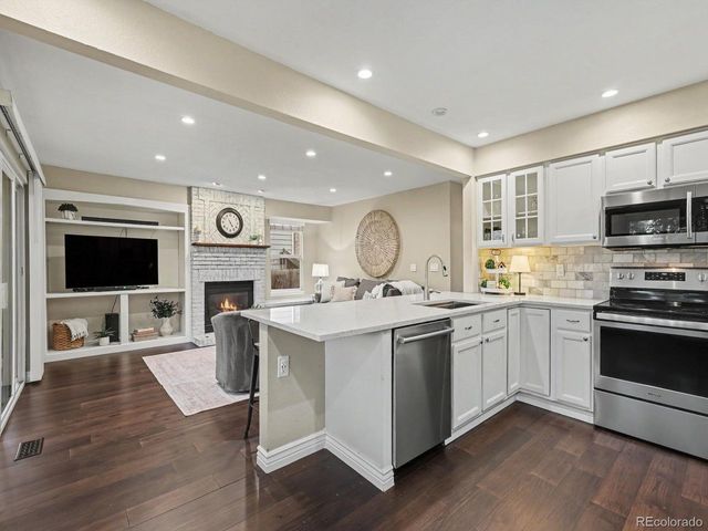 15936 W 64th Cir, Arvada, CO 80007
