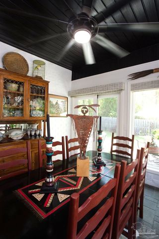 8725 Rush Ln, Pensacola, FL 32526