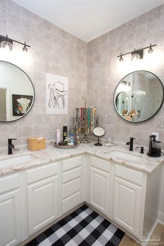 8725 Rush Ln, Pensacola, FL 32526
