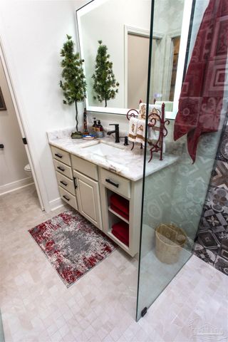 8725 Rush Ln, Pensacola, FL 32526
