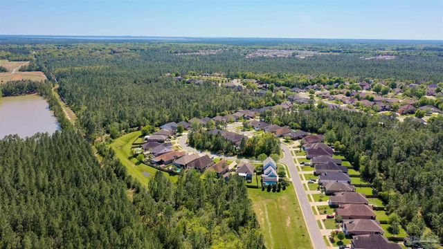 8725 Rush Ln, Pensacola, FL 32526