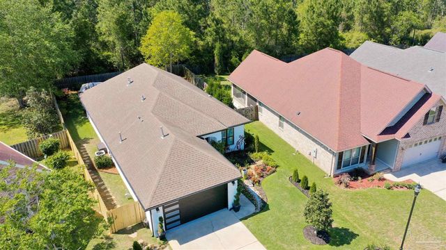 8725 Rush Ln, Pensacola, FL 32526