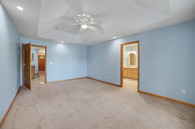 5531 N Clarence Court, Sanford, MI 48657