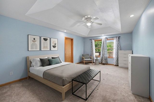 5531 N Clarence Court, Sanford, MI 48657