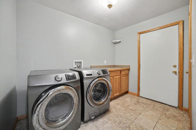 5531 N Clarence Court, Sanford, MI 48657