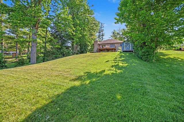 5531 N Clarence Court, Sanford, MI 48657