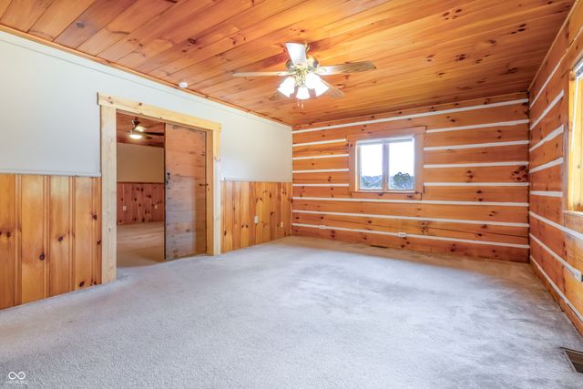 6005 Hoover Road, Nashville, IN 47448