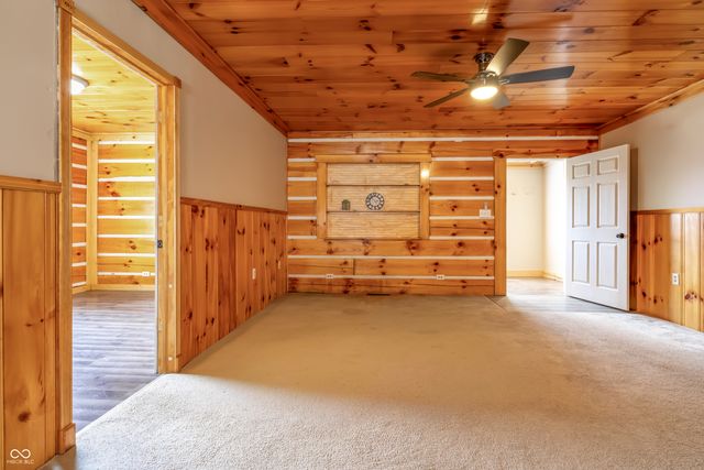 6005 Hoover Road, Nashville, IN 47448