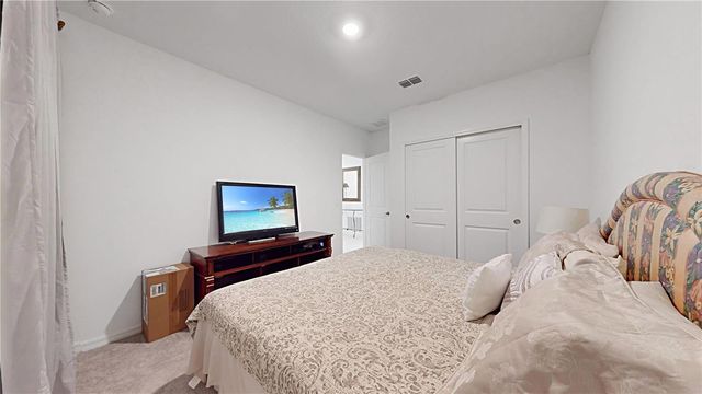 33941 SKY BLOSSOM CIRCLE, Leesburg, FL 34788