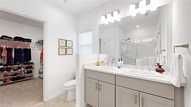 33941 SKY BLOSSOM CIRCLE, Leesburg, FL 34788