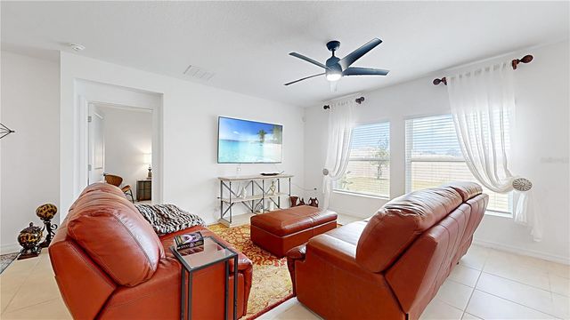 33941 SKY BLOSSOM CIRCLE, Leesburg, FL 34788