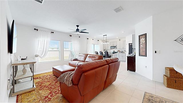 33941 SKY BLOSSOM CIRCLE, Leesburg, FL 34788