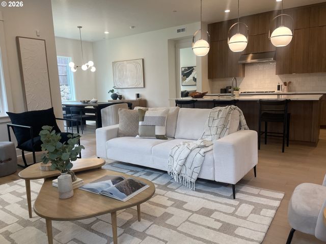 5058 N BENTON Dr Lot 135, Camas, WA 98607