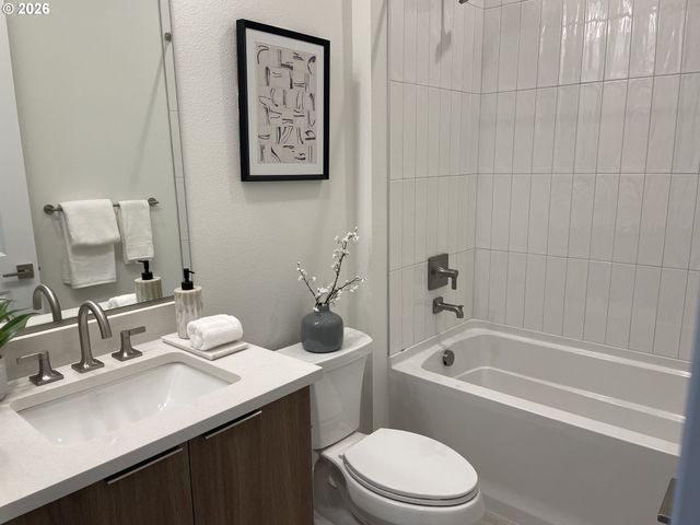 5058 N BENTON Dr Lot 135, Camas, WA 98607