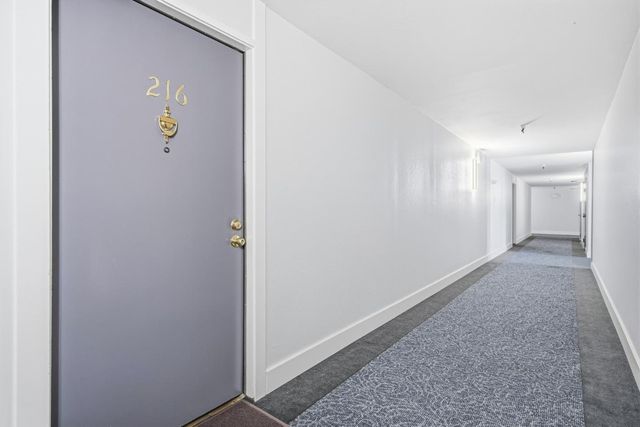 400 Ortega Avenue 216, Mountain View, CA 94040