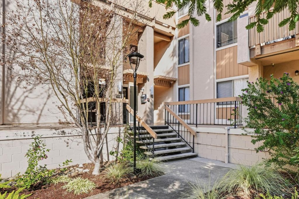 400 Ortega Avenue 216, Mountain View, CA 94040