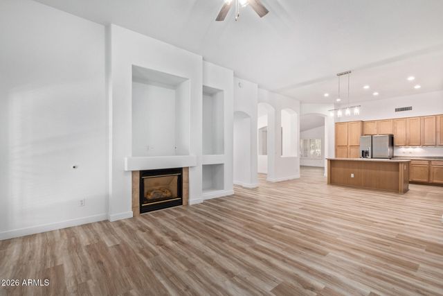 2232 S NIELSON Street, Gilbert, AZ 85295