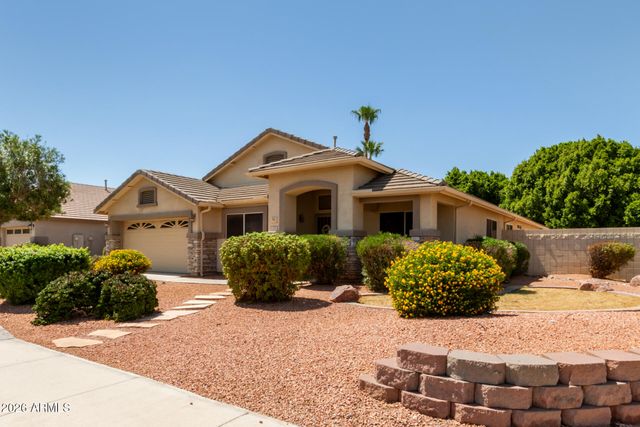 2232 S NIELSON Street, Gilbert, AZ 85295
