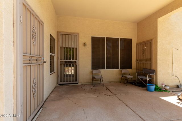 2232 S NIELSON Street, Gilbert, AZ 85295