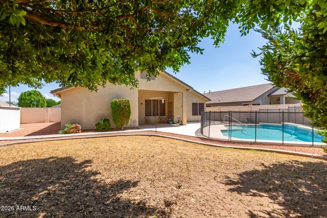 2232 S NIELSON Street, Gilbert, AZ 85295