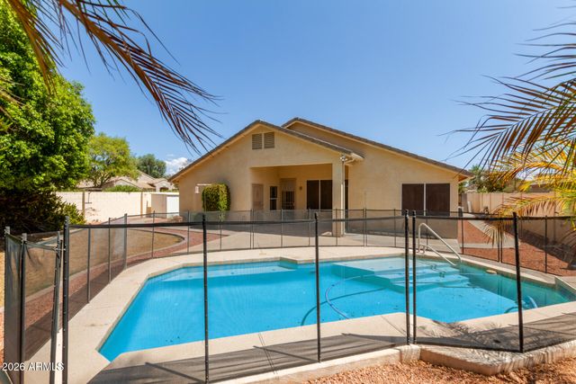2232 S NIELSON Street, Gilbert, AZ 85295