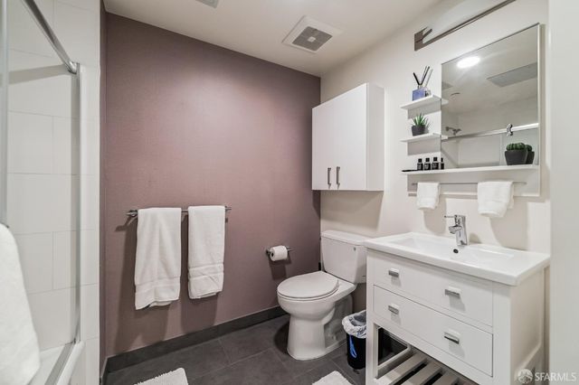 1201 Sutter Street 408, San Francisco, CA 94109