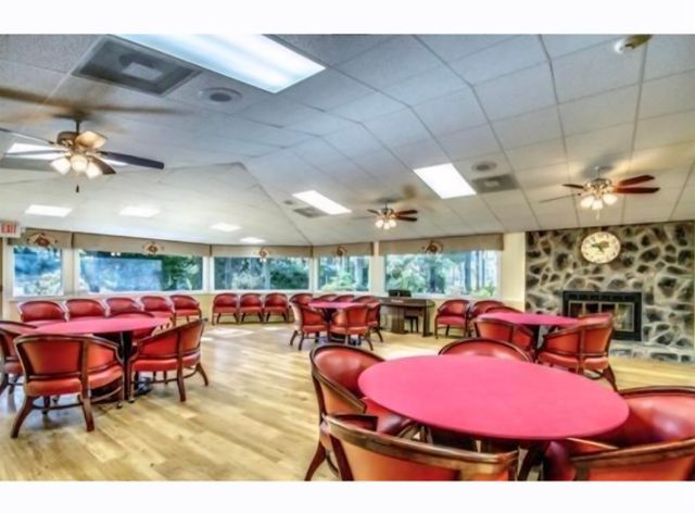 125 Mayberry Ln., Conway, SC 29526