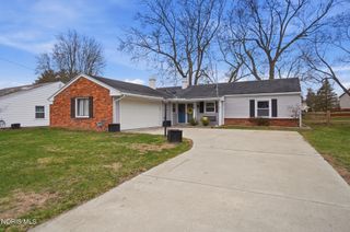6007 Granville Drive, Sylvania, OH 43560