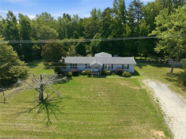 8405 Stafford Mill Road, Oak Ridge, NC 27310