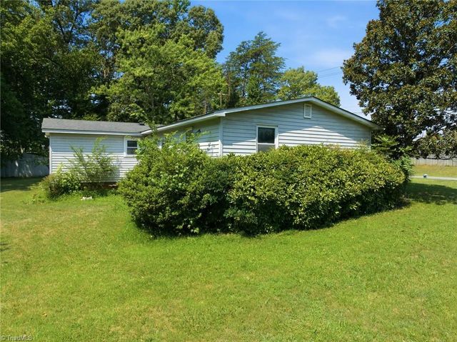 8405 Stafford Mill Road, Oak Ridge, NC 27310