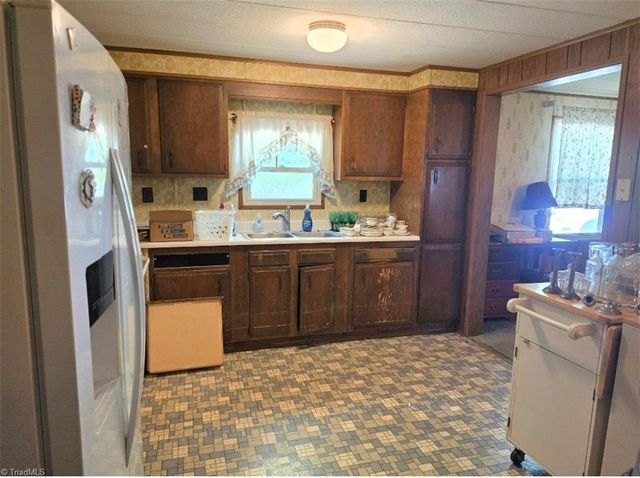 8405 Stafford Mill Road, Oak Ridge, NC 27310