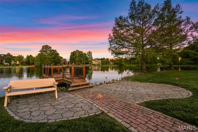 2102 Clairmont Drive, Shiloh, IL 62221