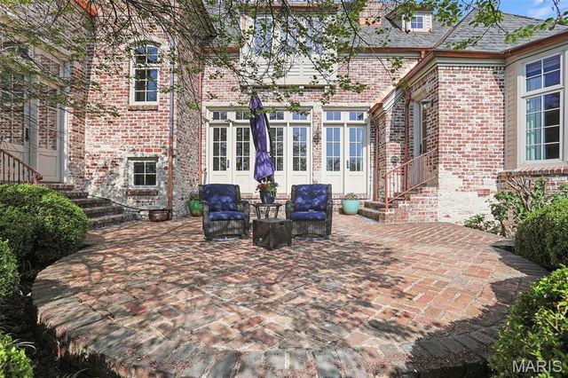 2102 Clairmont Drive, Shiloh, IL 62221