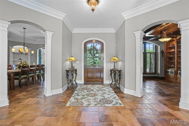 2102 Clairmont Drive, Shiloh, IL 62221