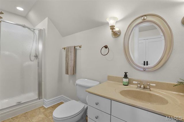 2102 Clairmont Drive, Shiloh, IL 62221